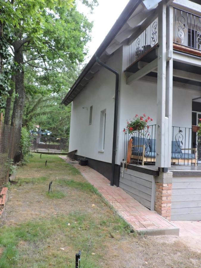 Villa Szepezd Oak